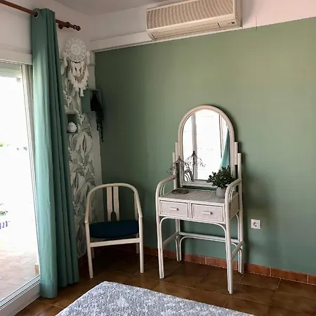 Appartement 80 M2,port Rhodes D-2 Chambres, Terrasse Panoramique, Vue Sur Le Canal Principal D'empuriabrava